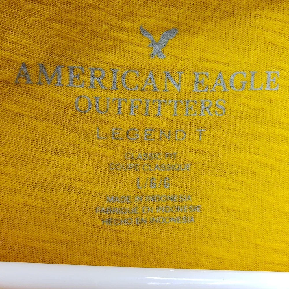 American Eagle Men's Legend Tee Shirt Bird Logo Yellow Minimalist Casual Basic L